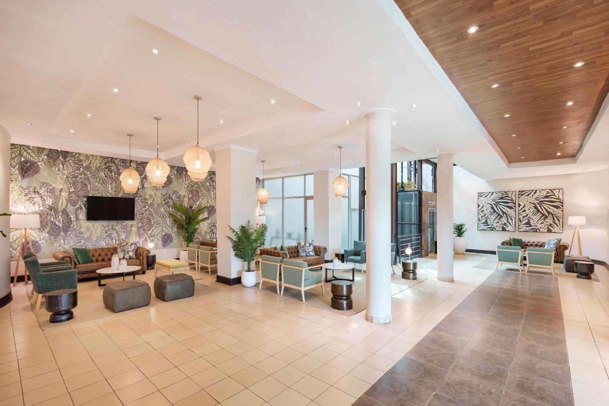 Protea Hotel By Marriott Лусака Екстер'єр фото
